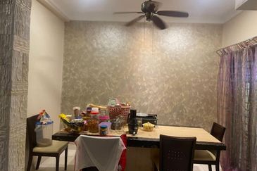 Bandar Sri Utama 3-Storey Terrace House