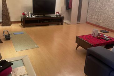 Bandar Sri Utama 3-Storey Terrace House