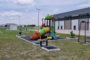 TAMAN MULIA, SITIAWAN