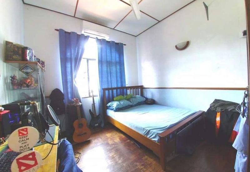 Bungalow House in Bukit Jelutong Shah Alam