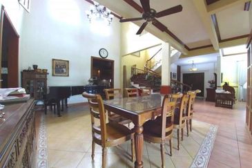 Bungalow House in Bukit Jelutong Shah Alam