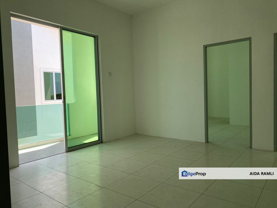 2-STOREY SEMI-D FOR SALE AT TAMAN NUSANTARA KUALA KEDAH, Kedah, Alor Setar