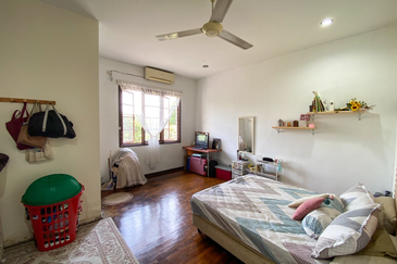 Double Storey Terrace House for Sale Bukit Jelutong Shah Alam