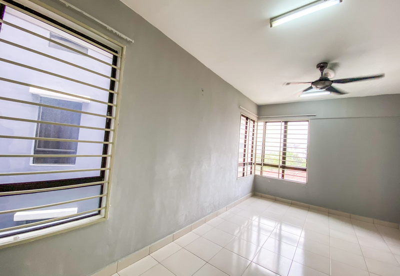 Laman Tasik Condominium