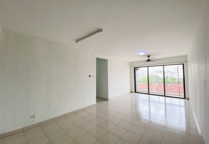 Laman Tasik Condominium