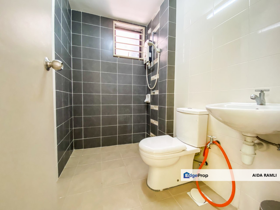 Low Density Laman Tasik Condominium, Bandar Sri Permaisuri, Kuala Lumpur, Kuala Lumpur, 