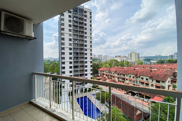 Laman Tasik Condominium