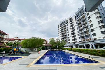 Laman Tasik Condominium