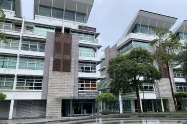 Laman Seri Business Park