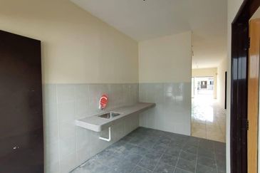 Single Storey  Lagenda Suria Mersing Johor