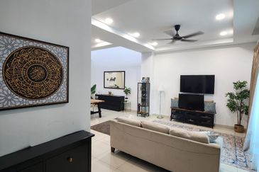 Dedaun, Bandar Cassia