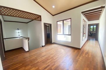 Refurbished  Superlink Lagenda Bukit Jelutong 