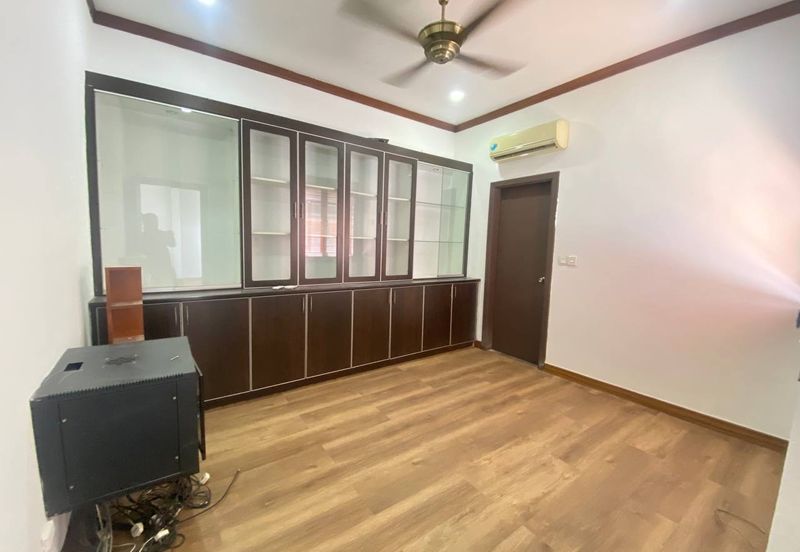 Refurbished  Superlink Lagenda Bukit Jelutong 