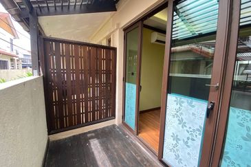 Refurbished  Superlink Lagenda Bukit Jelutong 