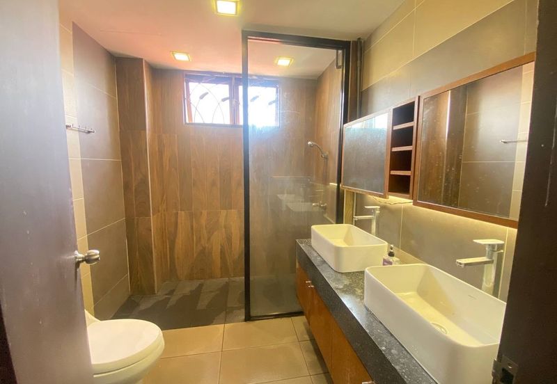 Refurbished  Superlink Lagenda Bukit Jelutong 