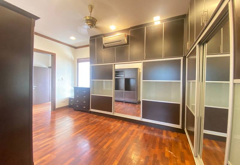 Refurbished  Superlink Lagenda Bukit Jelutong 