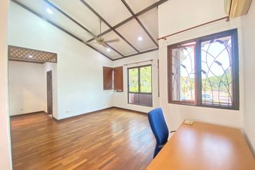 Refurbished  Superlink Lagenda Bukit Jelutong 