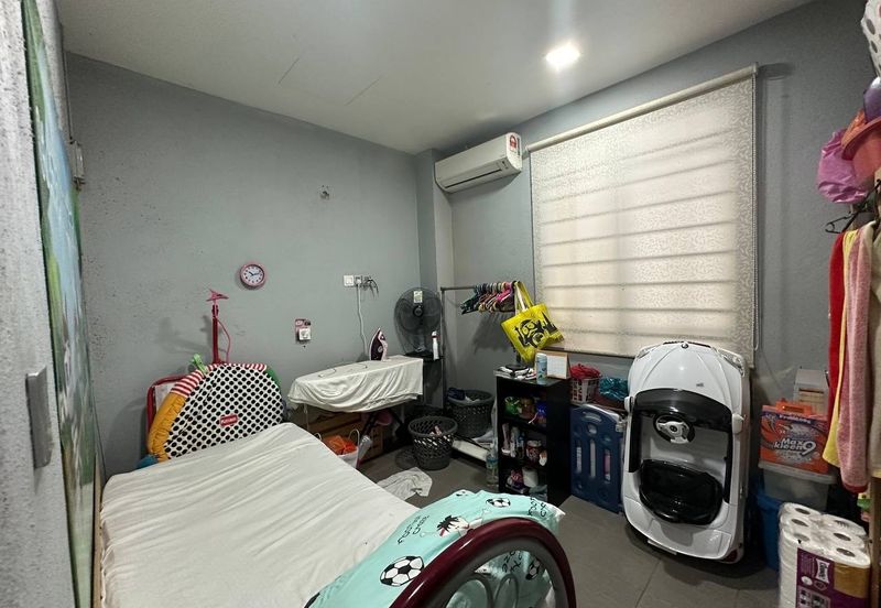 2-Storey Terrace House Bukit Jelutong