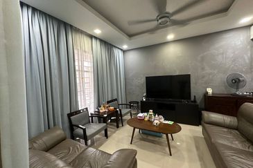 2-Storey Terrace House Bukit Jelutong