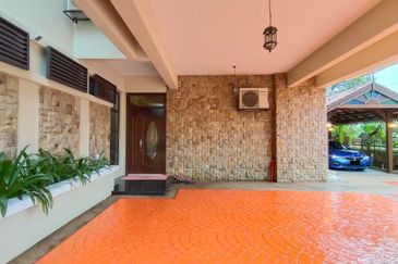 Fully Furnished 2-Storey Bungalow Bukit Jelutong Shah Alam