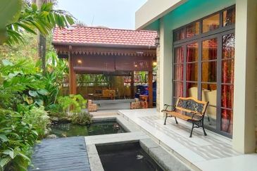 Fully Furnished 2-Storey Bungalow Bukit Jelutong Shah Alam