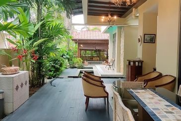 Fully Furnished 2-Storey Bungalow Bukit Jelutong Shah Alam