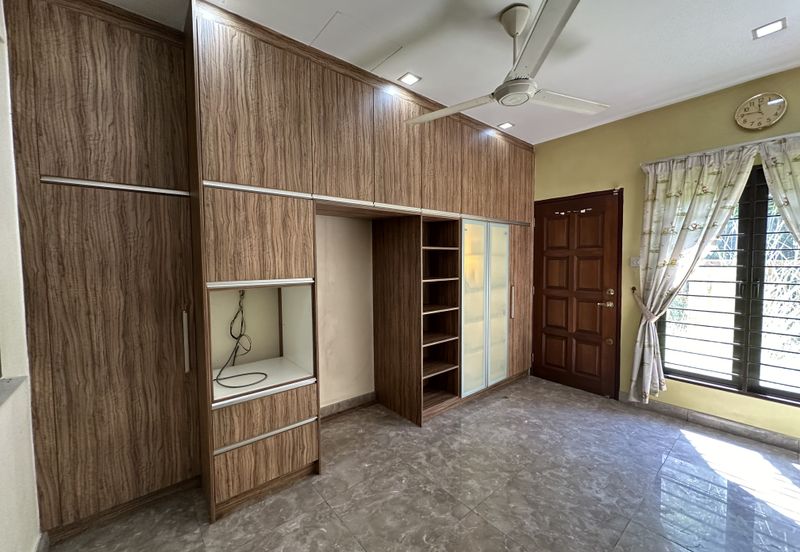 Bukit Jelutong 2 Storey Greenlane