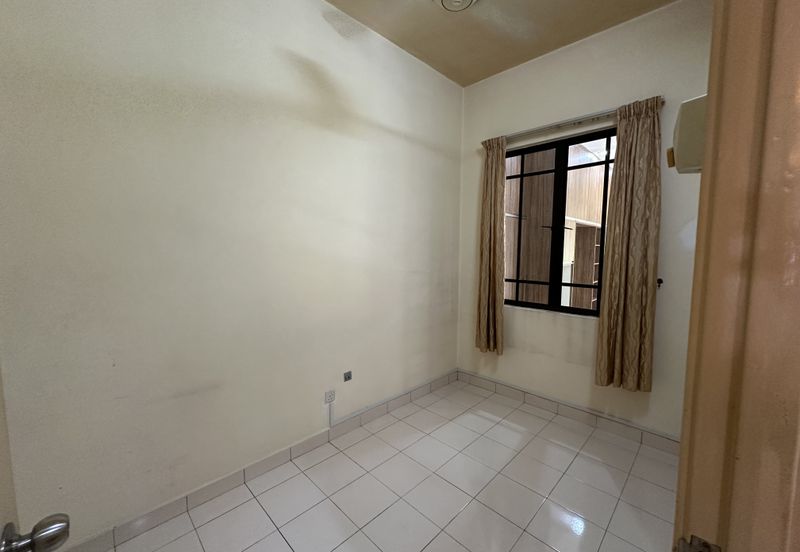 Bukit Jelutong 2 Storey Greenlane