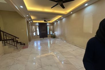 Bukit Jelutong 2 Storey Greenlane