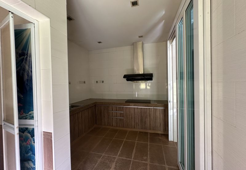 Bukit Jelutong 2 Storey Greenlane