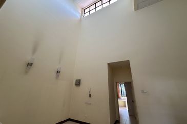 Bukit Jelutong 2 Storey Greenlane