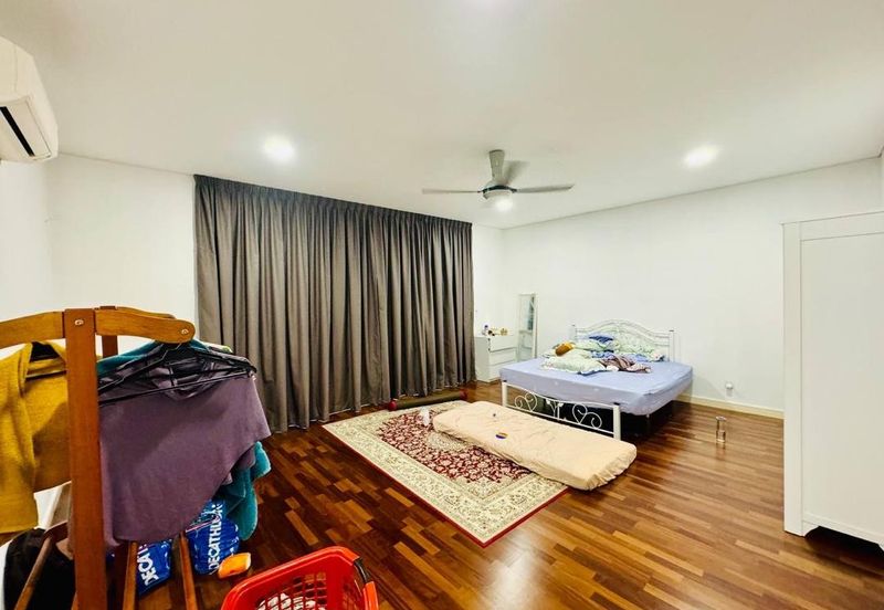 Lagenda Waterfront Homes