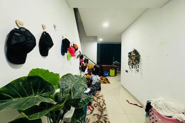 Lagenda Waterfront Homes