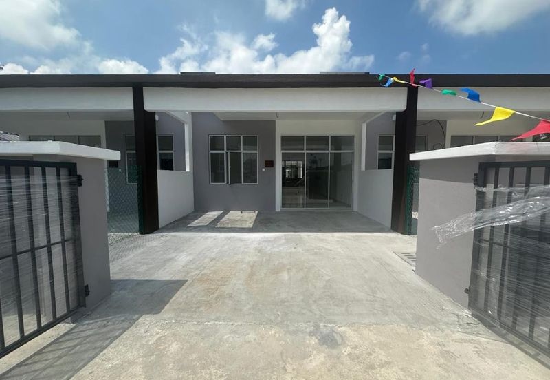 Pulau Indah ( Pulau Lumut )