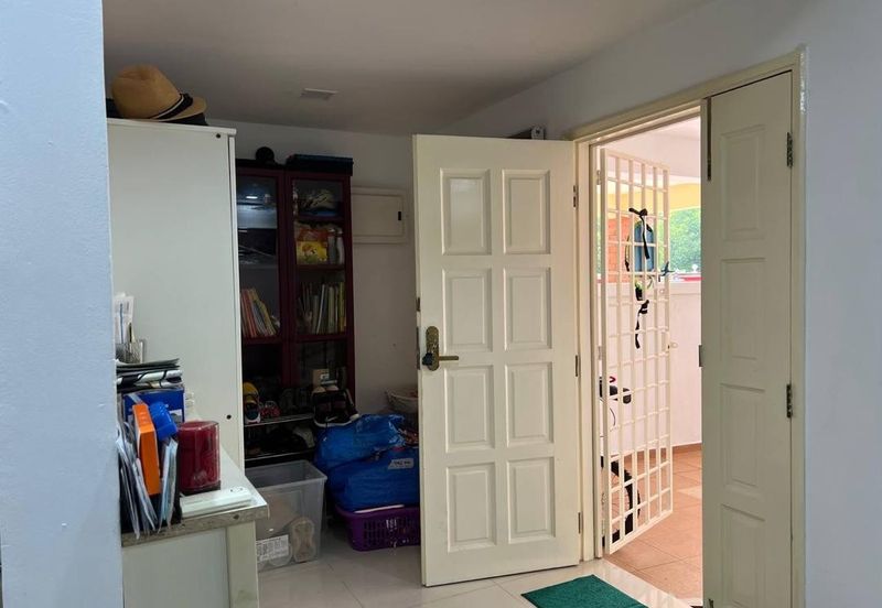 For Sale :Double Storey renovated terrace Jalan Serambi U8 Bukit Jelutong Shah Alam