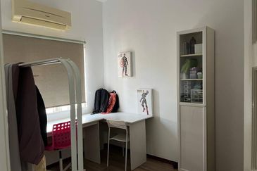 For Sale :Double Storey renovated terrace Jalan Serambi U8 Bukit Jelutong Shah Alam