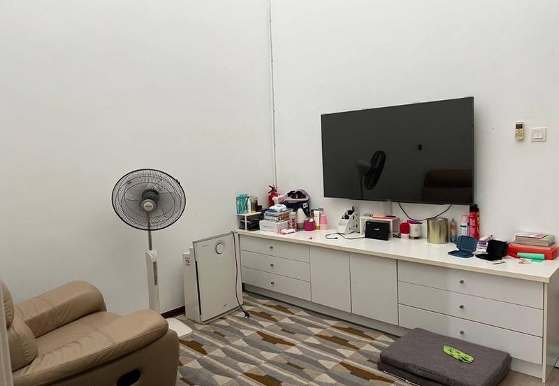 For Sale :Double Storey renovated terrace Jalan Serambi U8 Bukit Jelutong Shah Alam