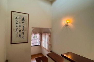 2-Storey Semi Detached  in Jalan Kubah Bukit Jelutong For Sale