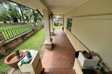 2-Storey Semi Detached  in Jalan Kubah Bukit Jelutong For Sale