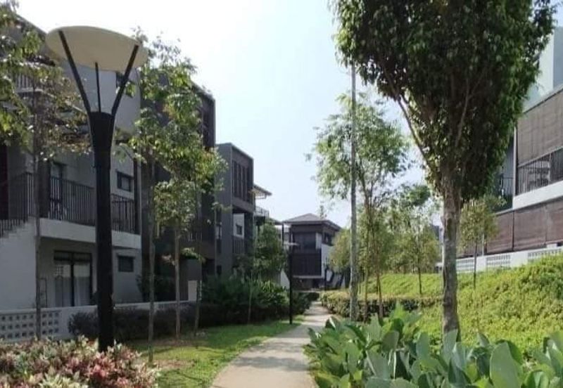 3 Storey EndLot Terrace The Mulia Residences Cyberjaya For Sale