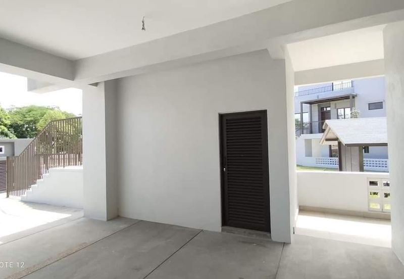 3 Storey EndLot Terrace The Mulia Residences Cyberjaya For Sale