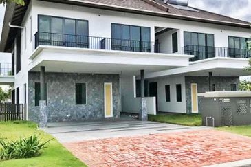 Charms of Nusantara, Setia Eco Glades