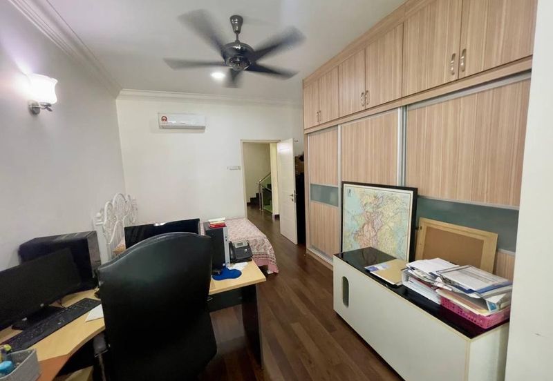 USJ Heights Cyprus 2.5 Storey Superlink House for Sale