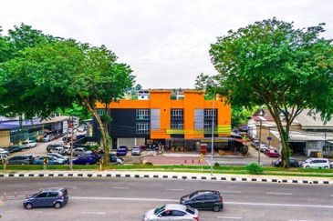 Bandar Tun Razak Business Centre