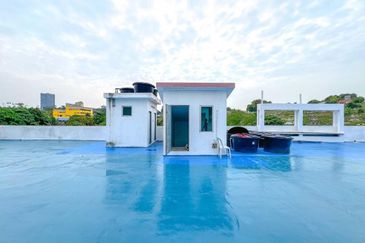 Bandar Tun Razak Business Centre