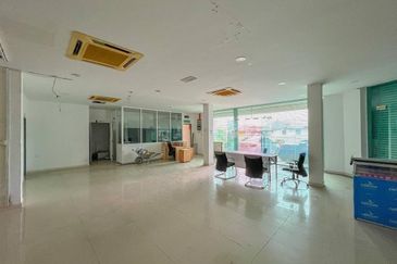 Bandar Tun Razak Business Centre