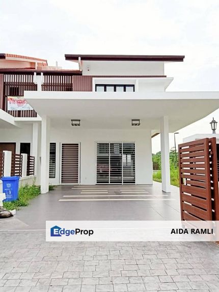 Pentas 6 Alam Impian Double Storey Superlink House for Sale, Selangor, Shah Alam