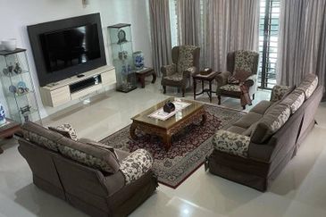 Pentas 2 @ Alam Impian