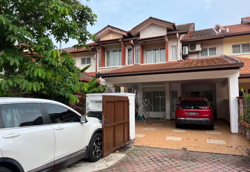 Jalan Serambi U8 Bukit Jelutong Double Storey Renovated Terrace House for Sale