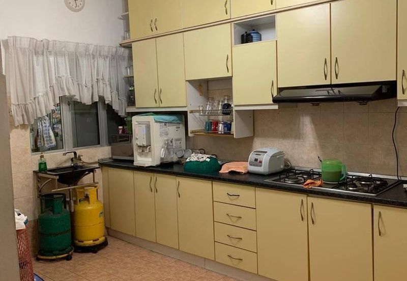 Jalan Serambi Bukit Jelutong Double Storey Terrace House for Sale